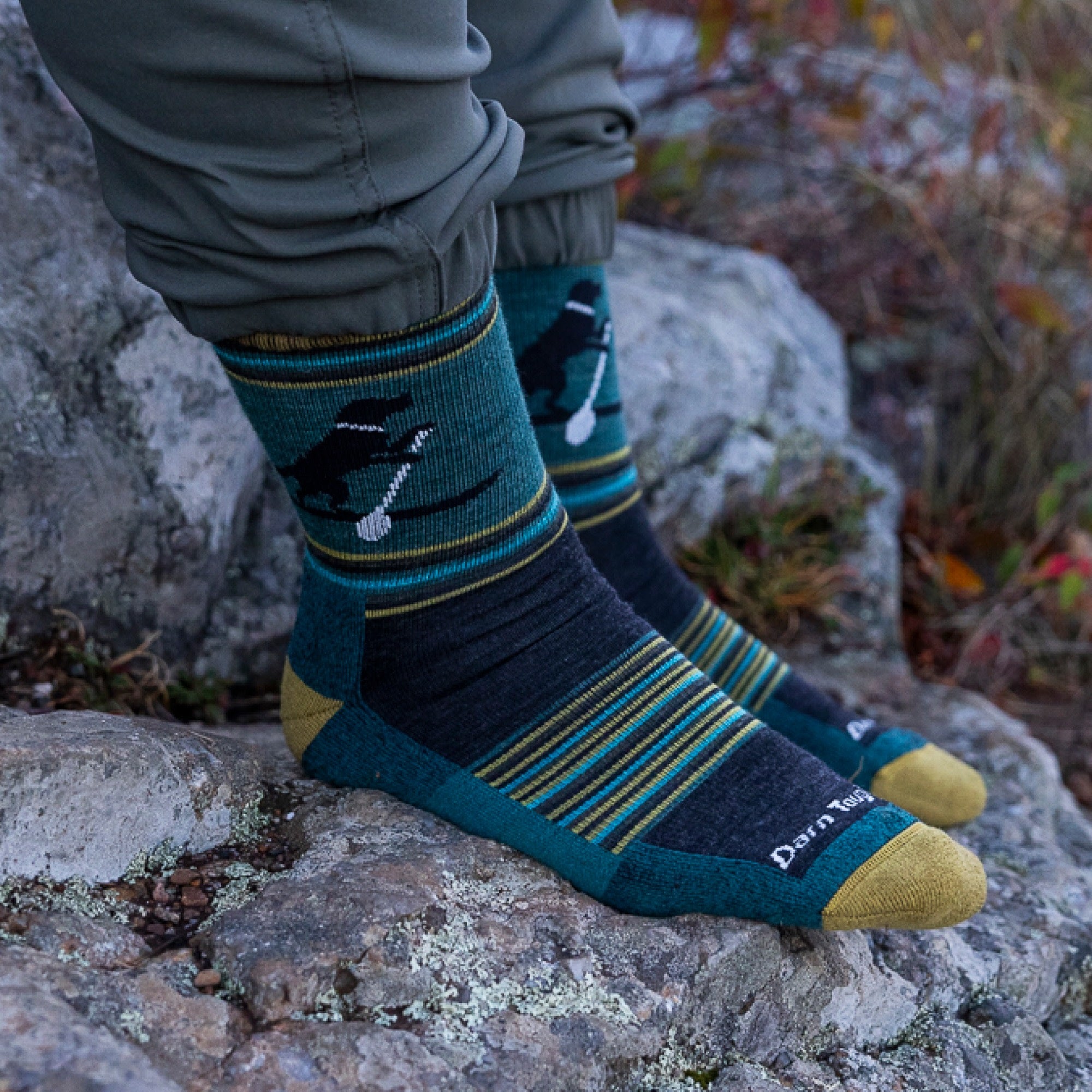 Men's Willoughby Micro Crew Lightweight Hiking Socks - Image 2