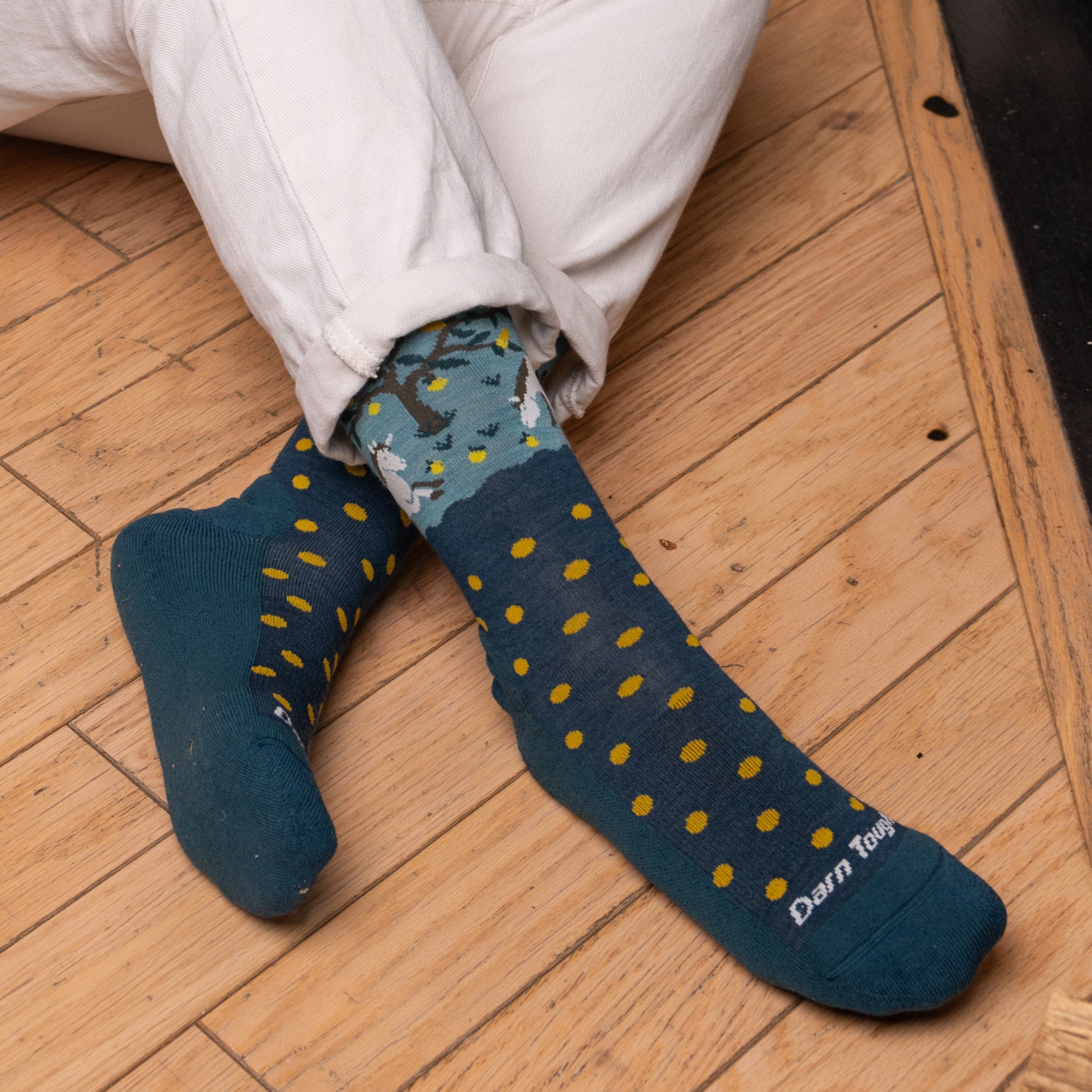 Women's Wild Life Crew Lightweight Lifestyle Socks - Image 13