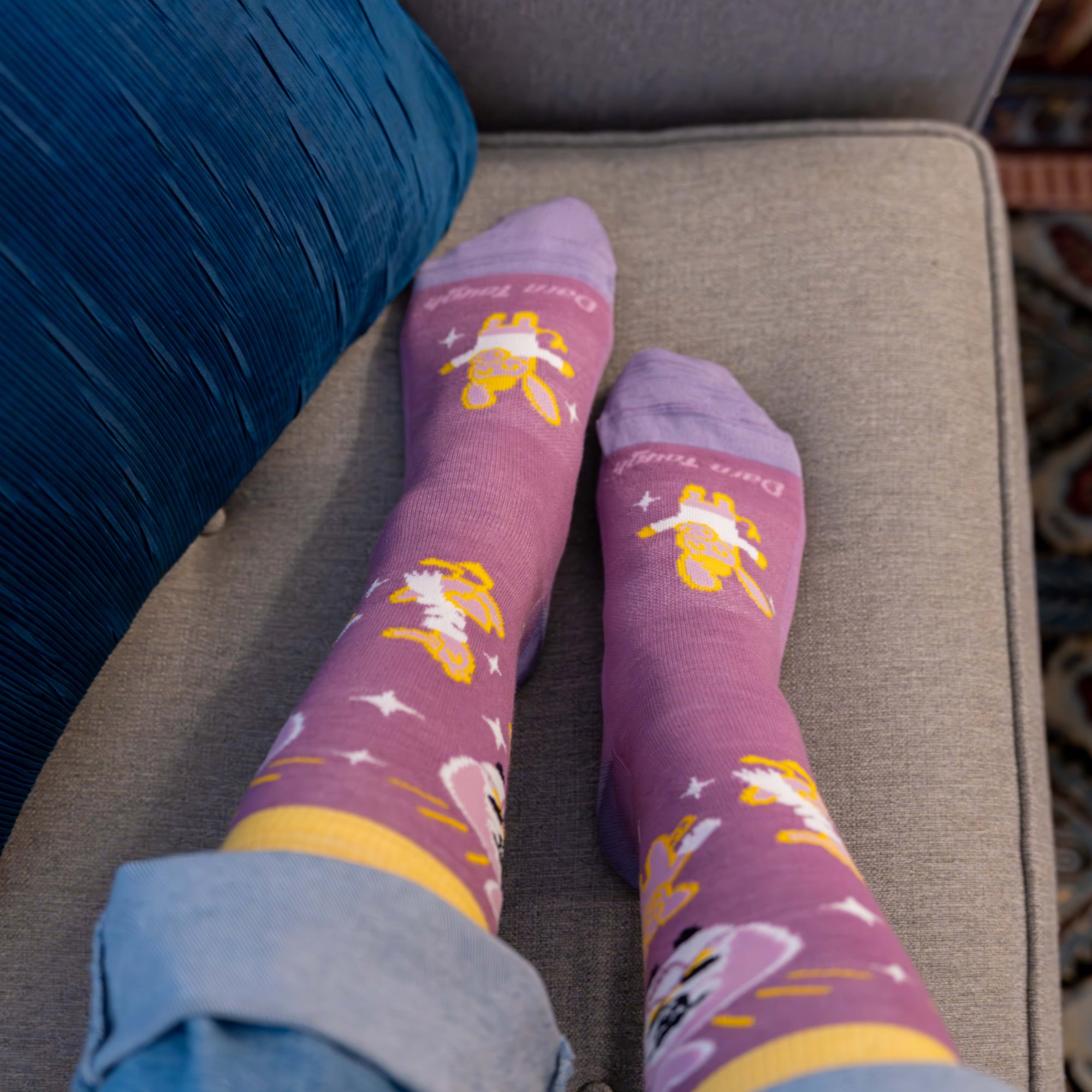 Unisex Close Knit Crew Lightweight Lifestyle Sock - Image 4