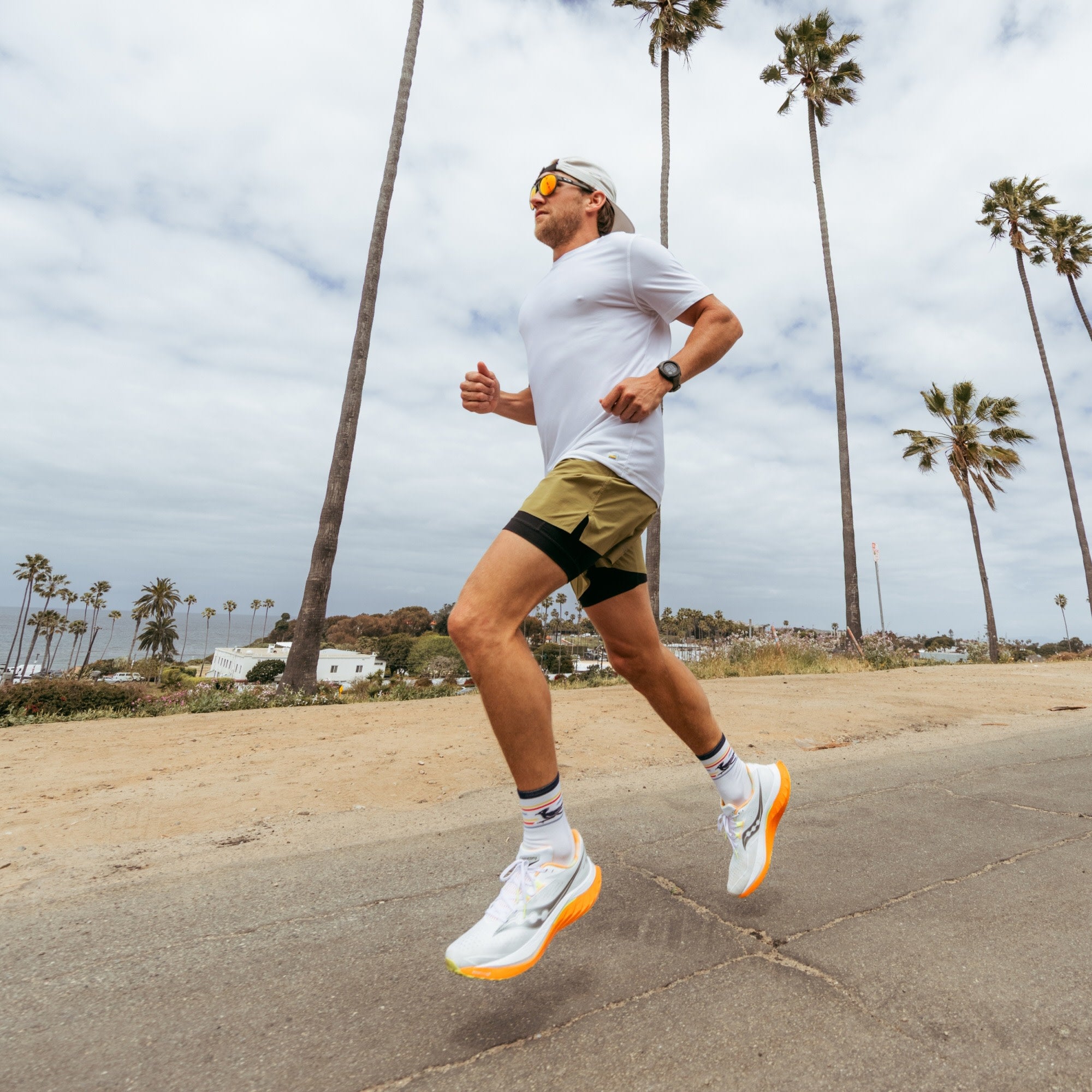 Men's Frontrunner Micro Crew Ultra-Lightweight Running Socks - Image 3