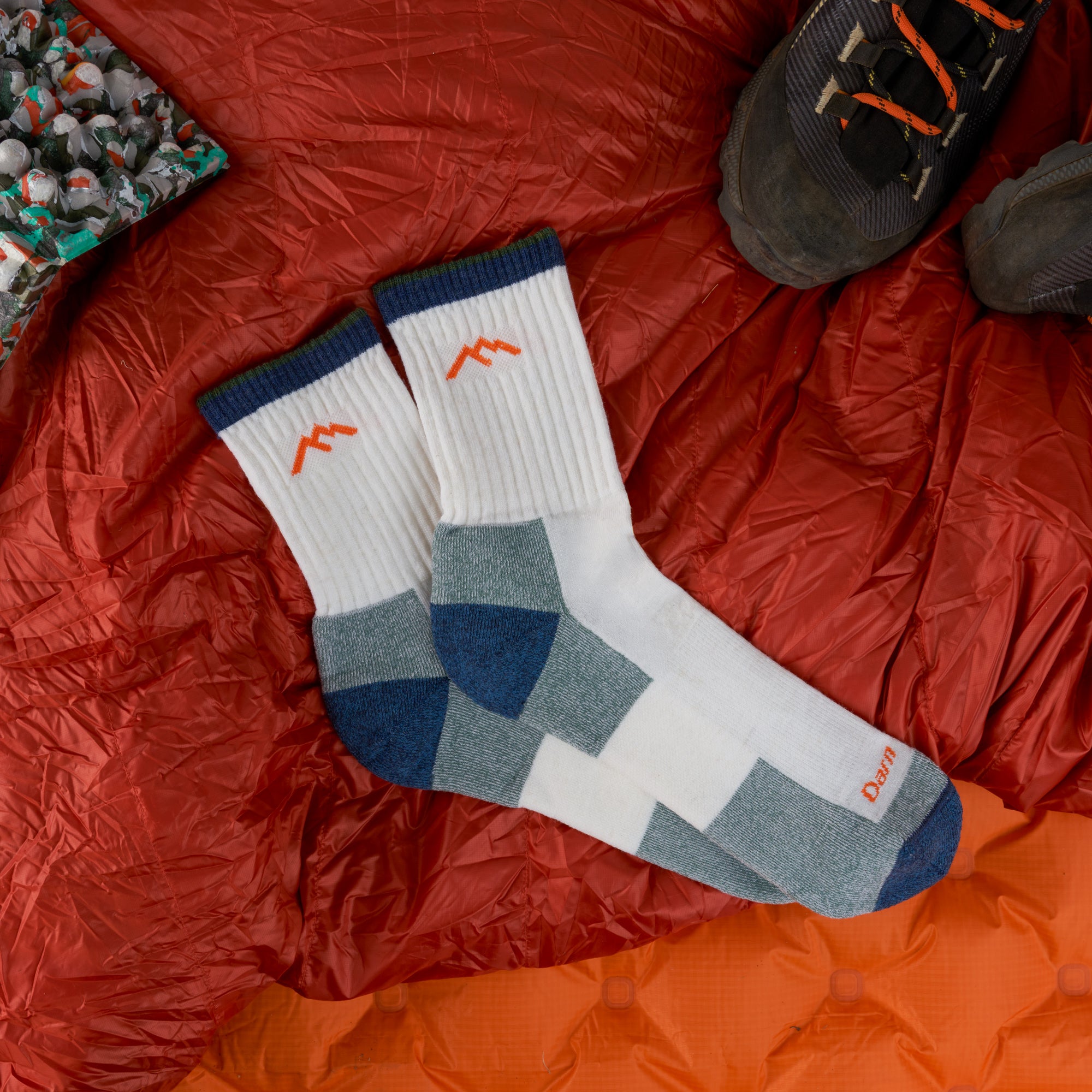 Unisex Limited Edition Hiker Micro Crew Midweight Hiking Sock - Image 2